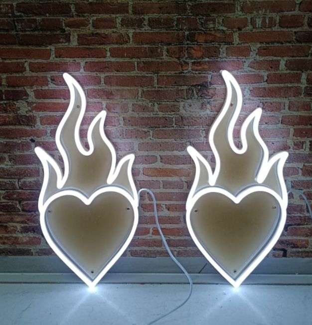 Flaming love heart LED neon sign